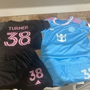 Custom Youth, Royal Carribean Inter Miami soccer kits, youth XL blue, black